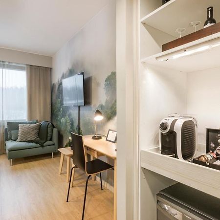Hotel Haaga Central Park Хелзинки Екстериор снимка