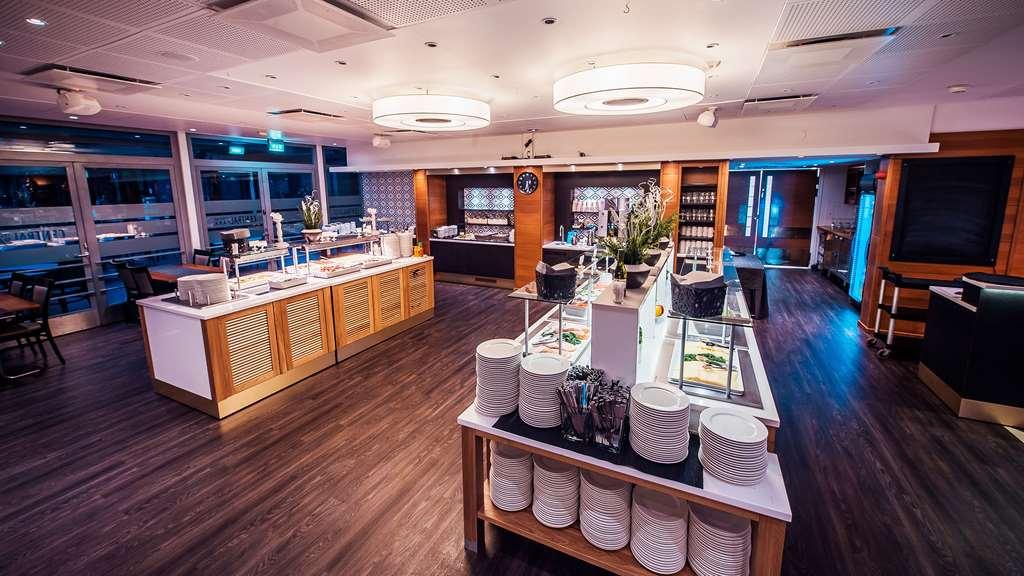 Hotel Haaga Central Park Хелзинки Ресторант снимка