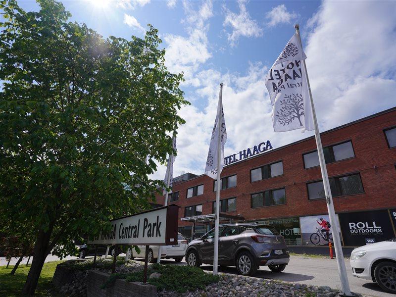 Hotel Haaga Central Park Хелзинки Екстериор снимка
