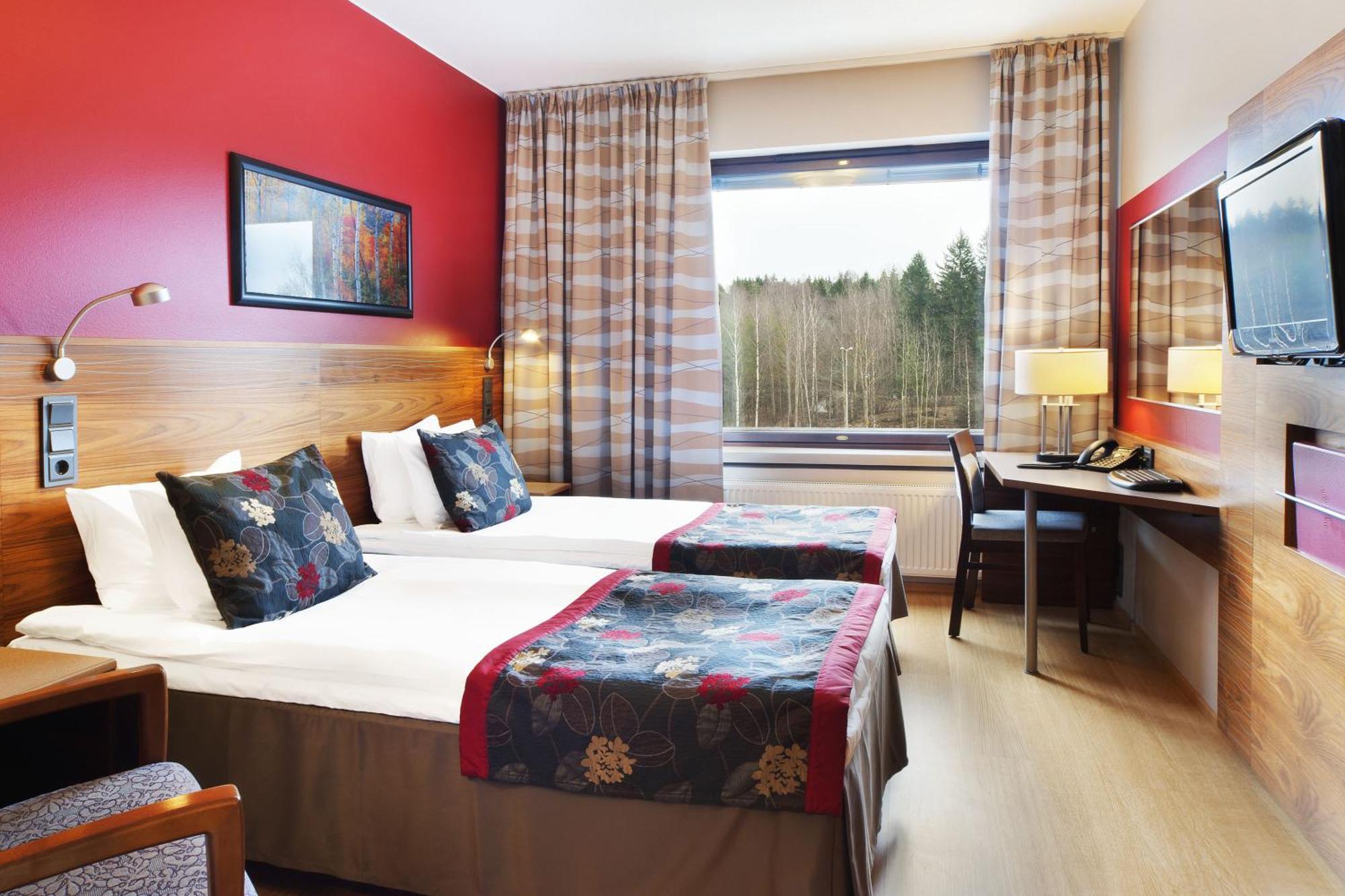 Hotel Haaga Central Park Хелзинки Стая снимка