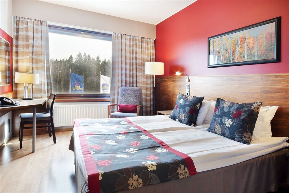 Hotel Haaga Central Park Хелзинки Екстериор снимка