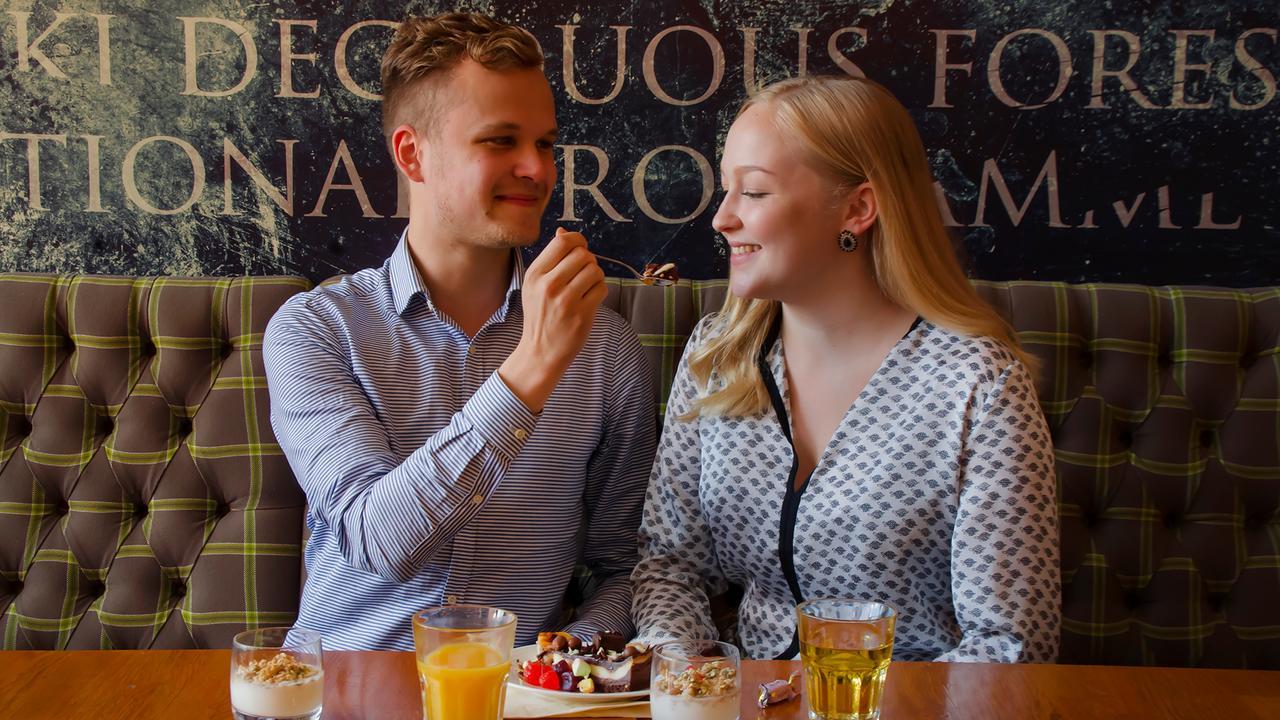 Hotel Haaga Central Park Хелзинки Екстериор снимка